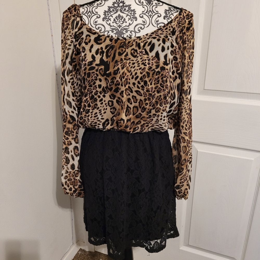 ‎Speechless leopard design and lace dress